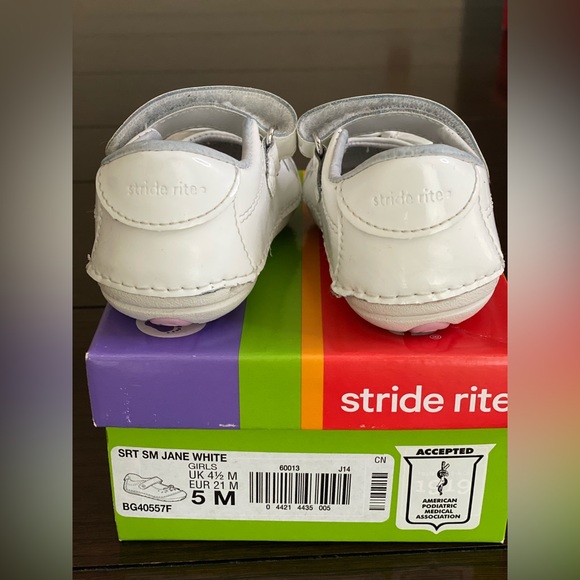 Stride Rite Soft Motion Jane White Shoes - Picture 3 of 5